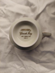 Mikasa (lapis/gold, origin Japan) Grand Ivory, 45 pc set. 8 pcs. each dinner, soup bowls, salad/dessert, saucers, tea cups - New Orleans Habitat for Humanity ReStore Elysian Fields